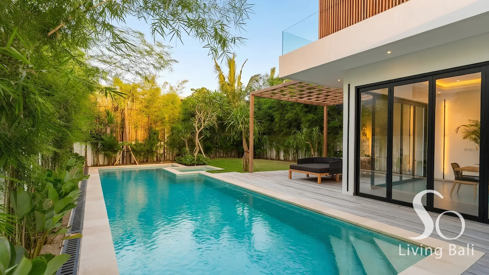 Pererenan · Villa 3BR · Modern Design & Rooftop Rice Field Lounge (1/13)