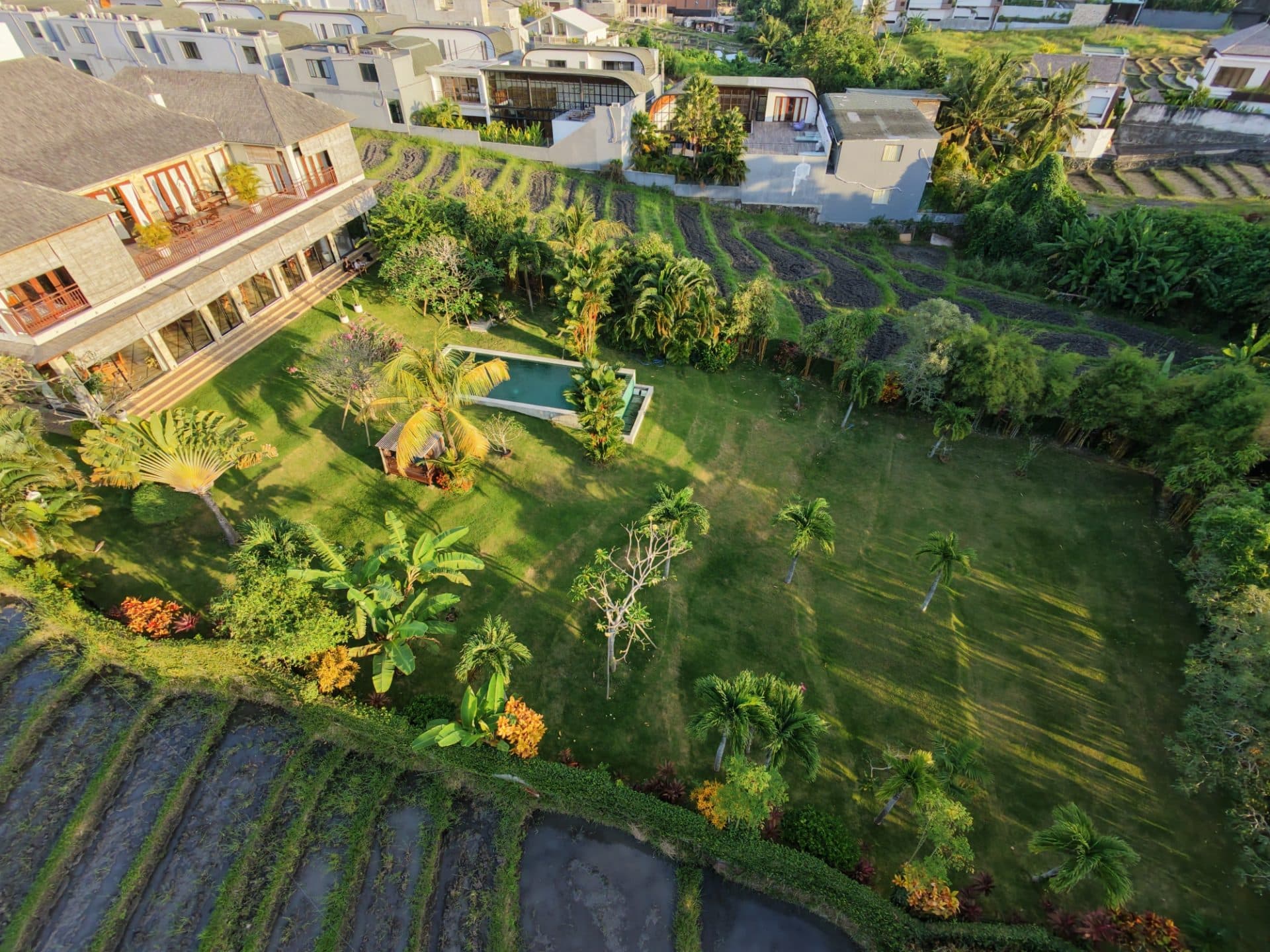 3BR Huge Private Villa with infinity pool - Cemagi (1/3)
