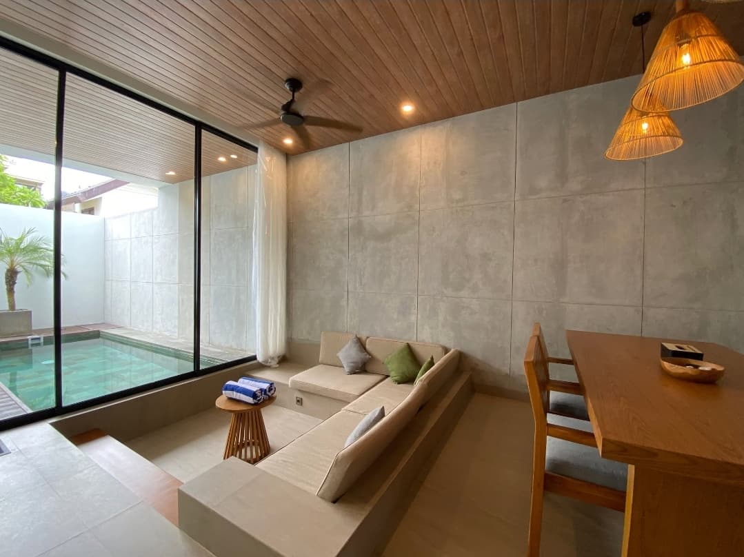2BW12|2BR Villa in Berawa (1/3)