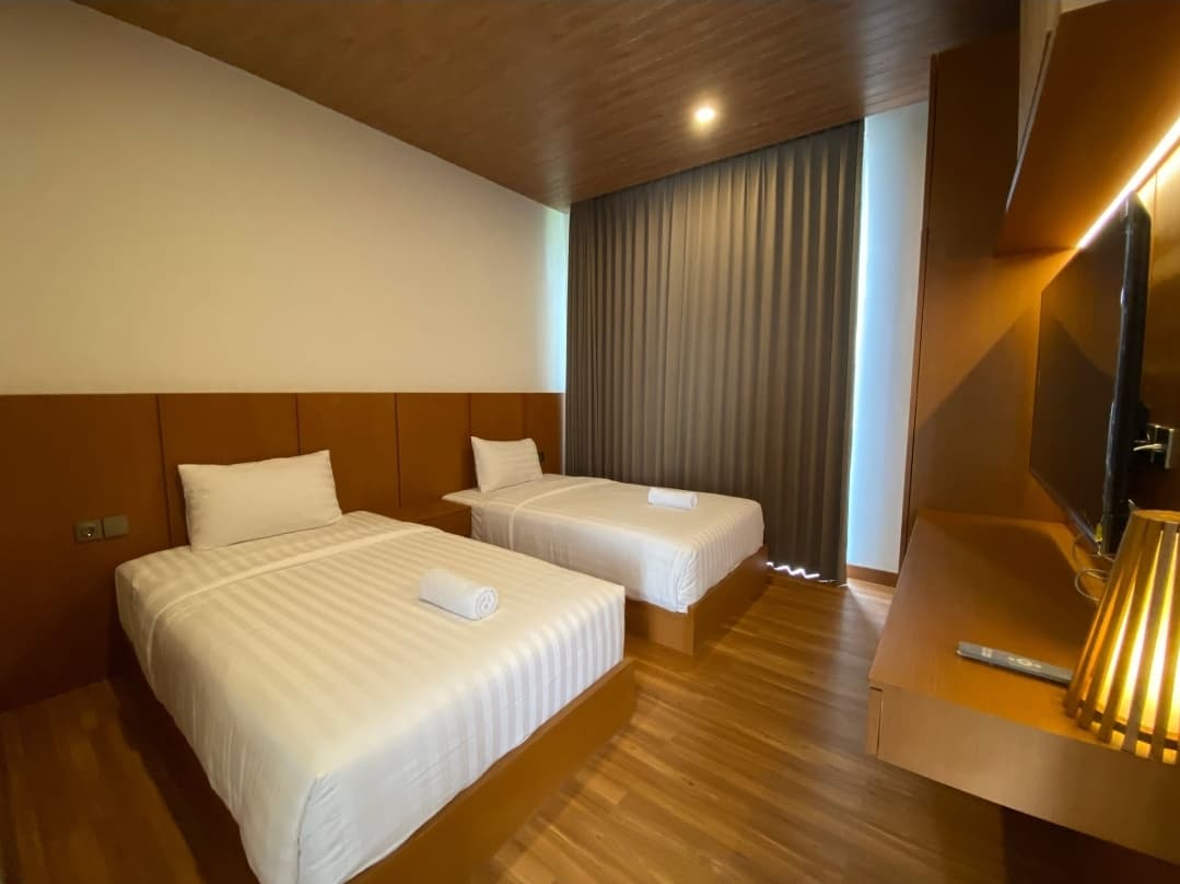 2BW12|2BR Villa in Berawa (1/3)