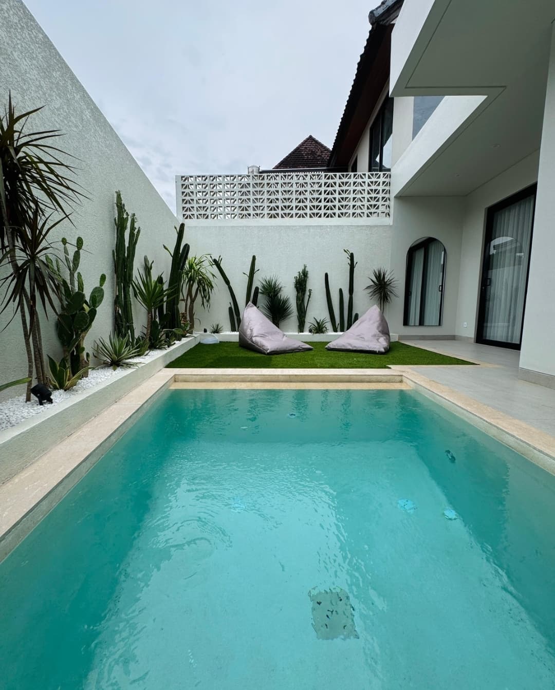 1BK4 1 Bedroom Villa Babakan (1/3)