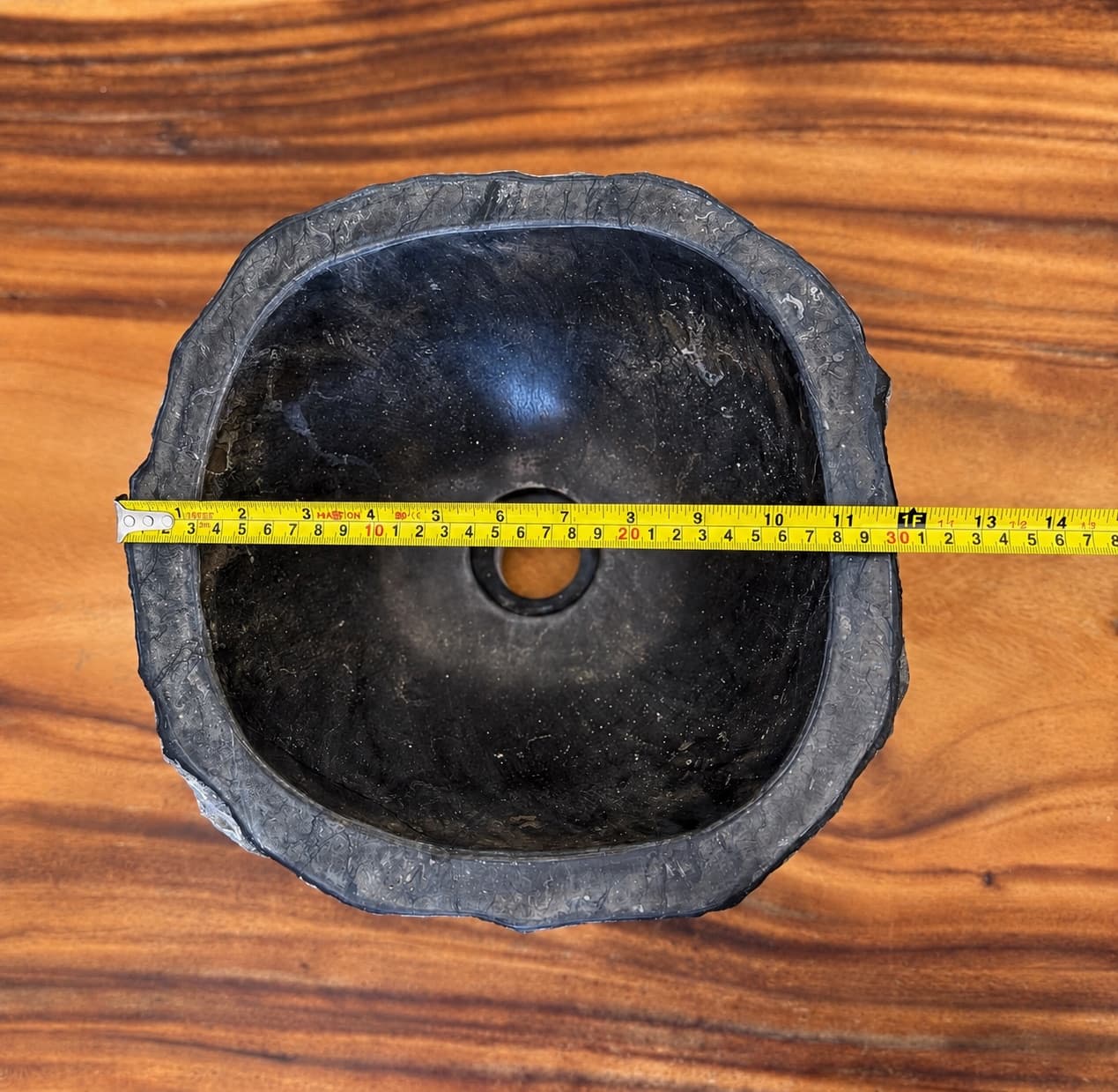 New natural stone washbasin (1/2)