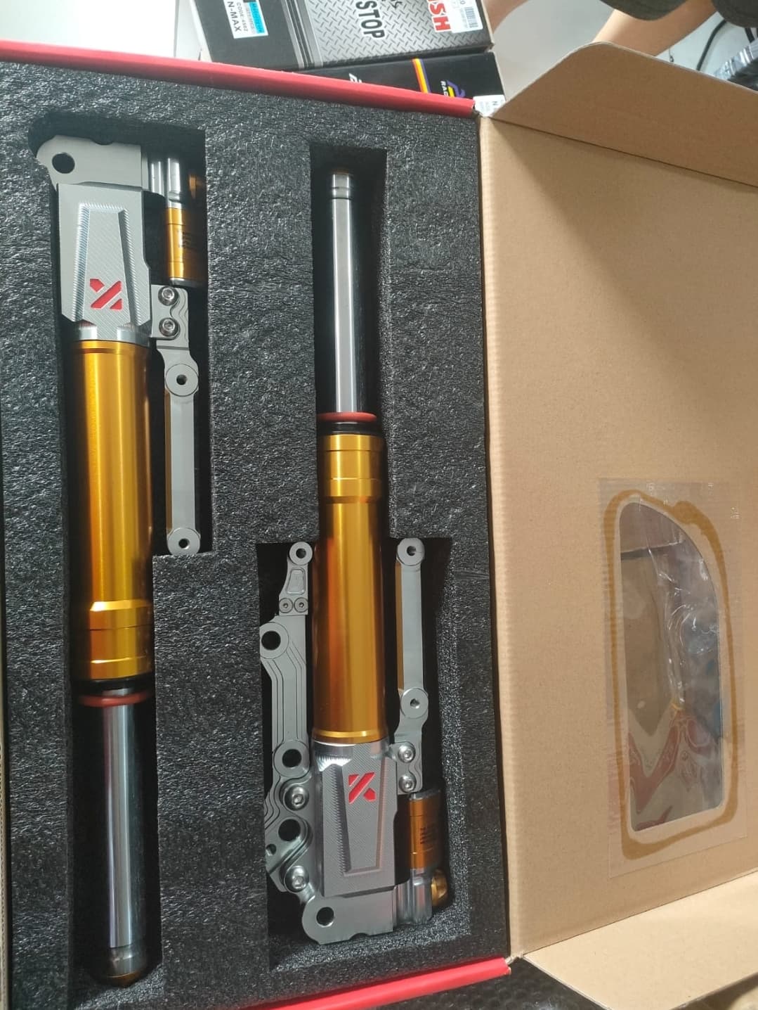 Front shock breaker kytaco ktc gold Nmax (1/2)