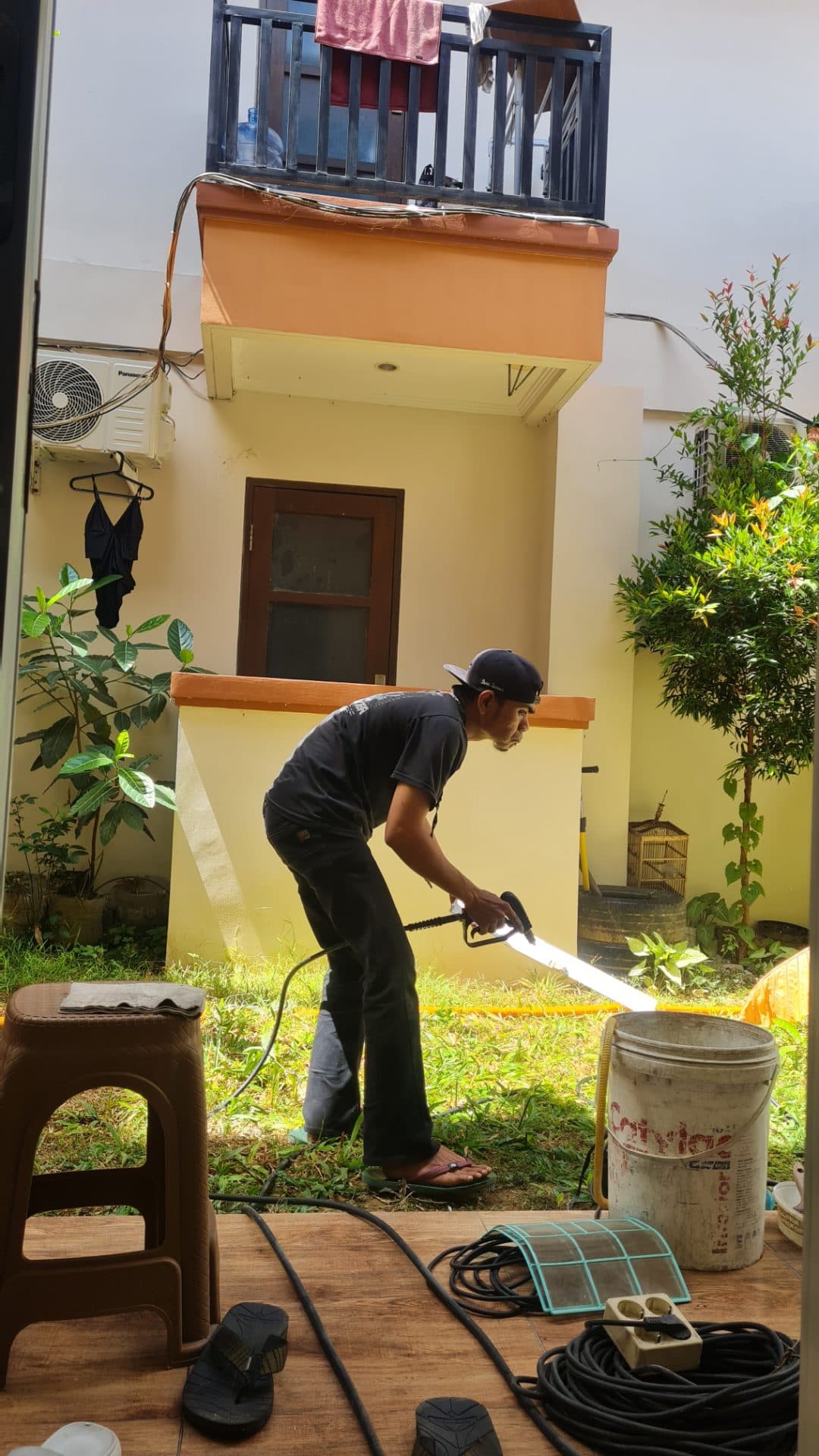 CLEANING & SERVICE AC (1/2)