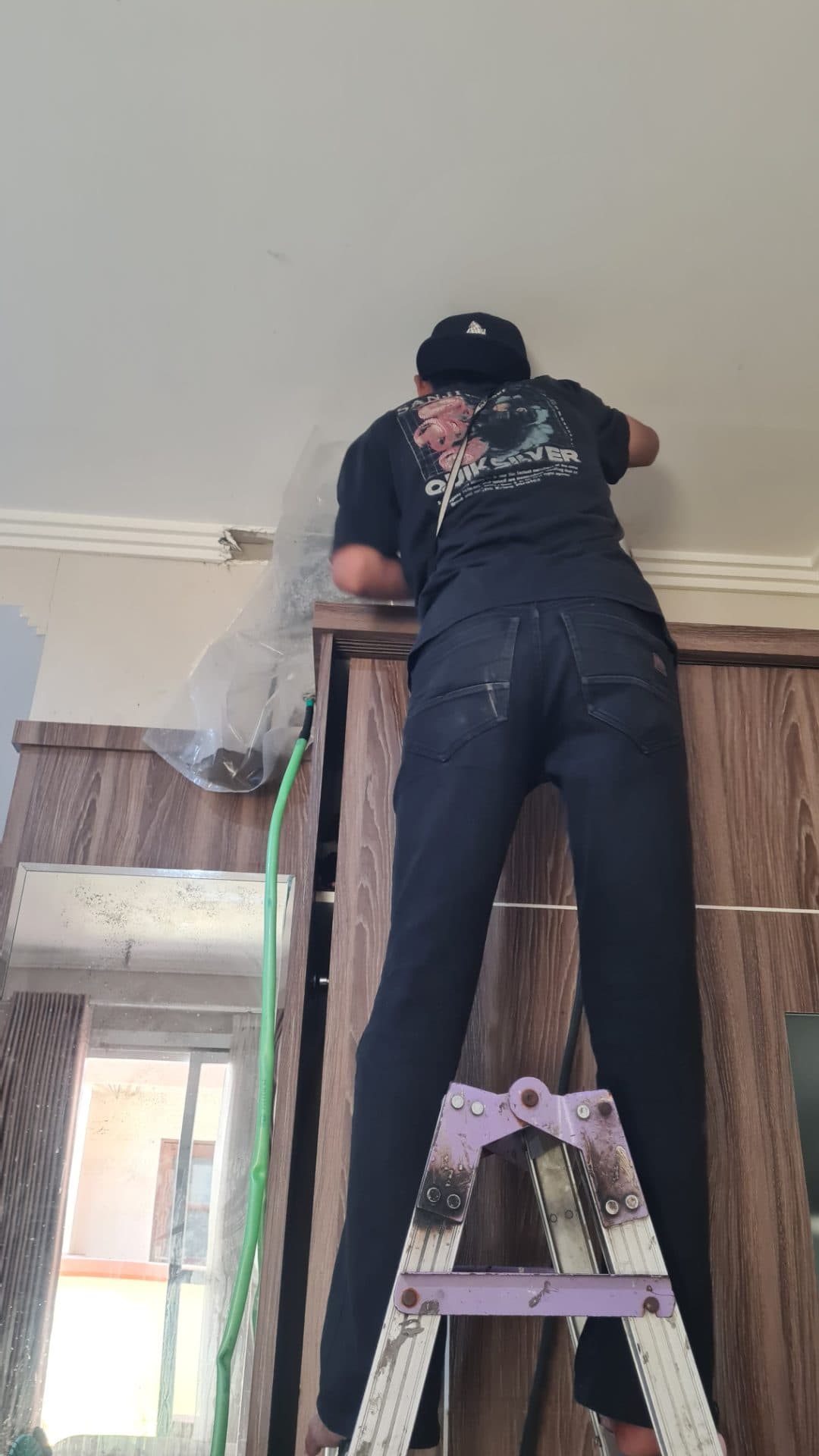 CLEANING & SERVICE AC (1/2)