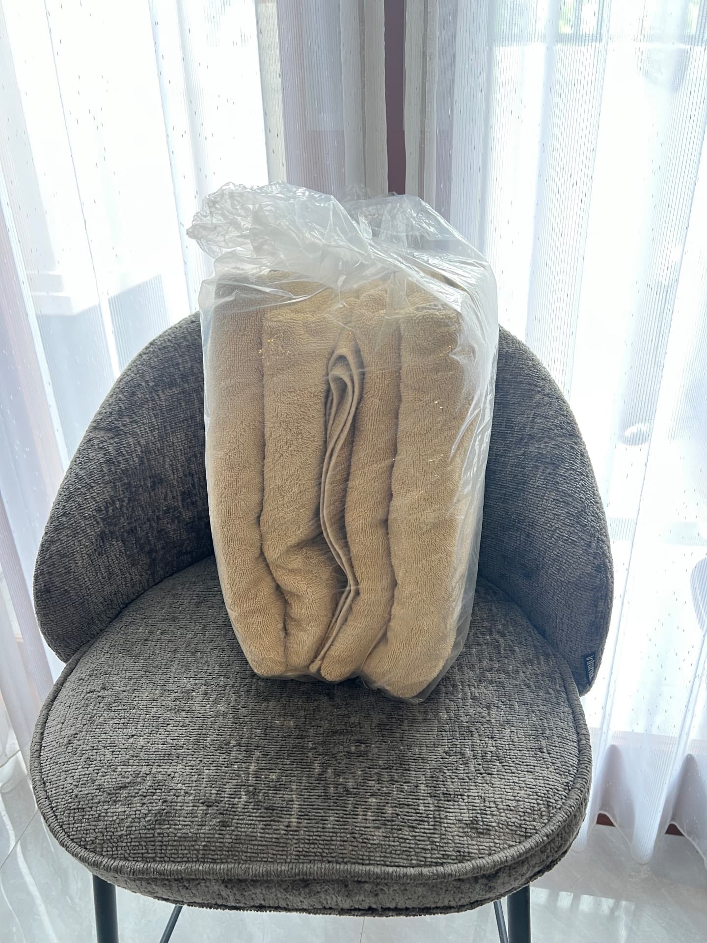 Ex-Villa Pool Towels for Sale (1/2)