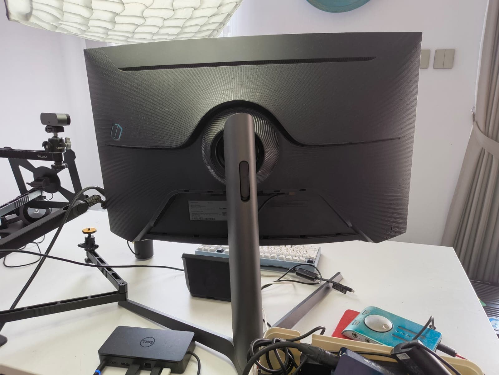 Gaming Monitor (1/3)